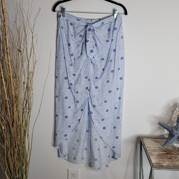 LOFT Beach Skirt Womens Medium - Picture 1 of 9